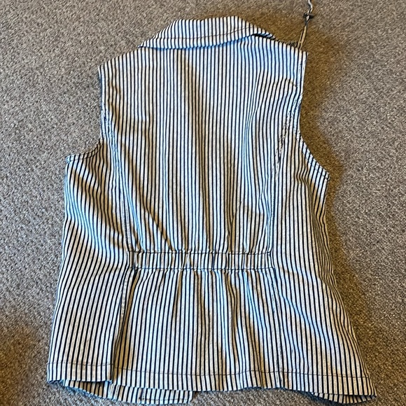 CHRISTOPHER & Banks DENIM Vest JEAN s ruffled zipper pinstriped railroad blue - Picture 5 of 9